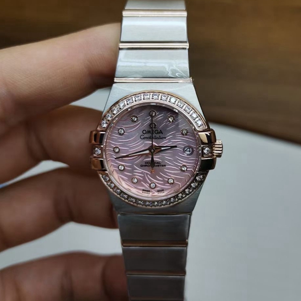 オメガ時計正面デザイン